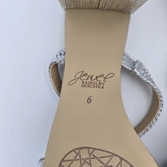 NWOT Jewel Badgley Mischka Heat Textured Block Heel Mule Slide Sandals, Silver 6 - Picture 12 of 16